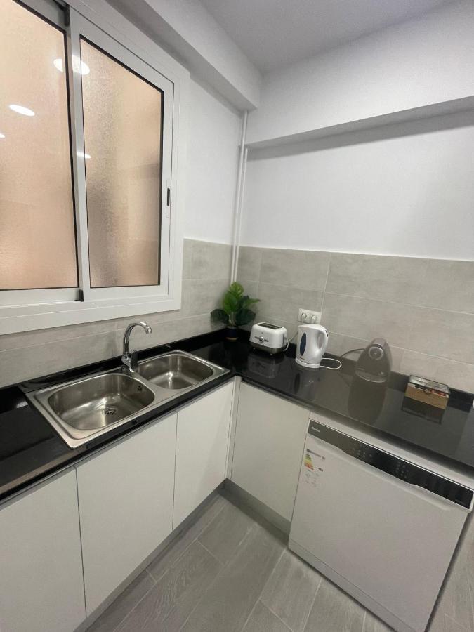 Family-Friendly Home In Central Barcelona 4Bdr Exterior foto