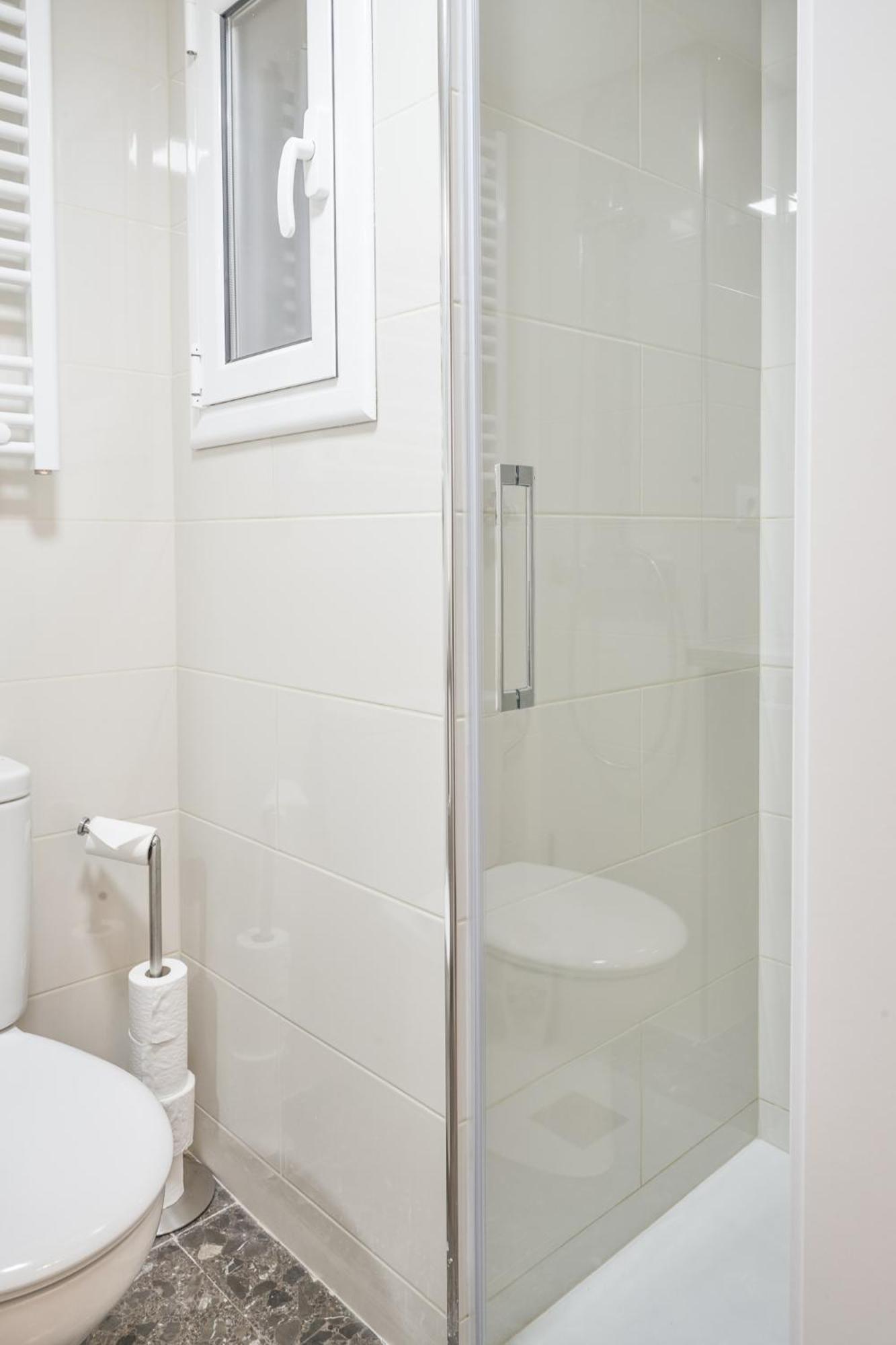 Family-Friendly Home In Central Barcelona 4Bdr Exterior foto